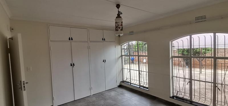To Let 4 Bedroom Property for Rent in Highway Gardens Gauteng