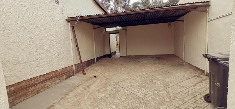 To Let 4 Bedroom Property for Rent in Highway Gardens Gauteng