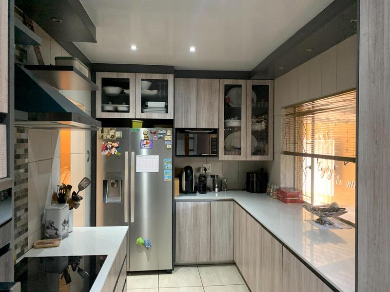 4 Bedroom Property for Sale in Parkrand Gauteng