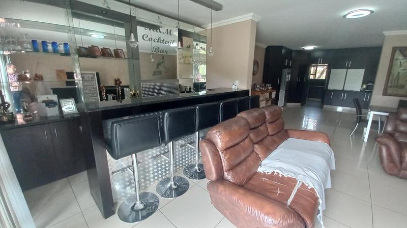 4 Bedroom Property for Sale in Three Rivers Gauteng
