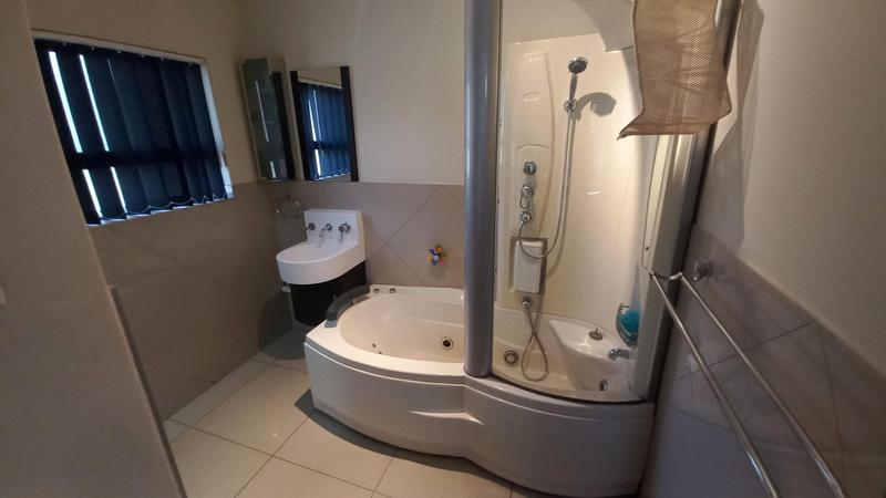 4 Bedroom Property for Sale in Three Rivers Gauteng