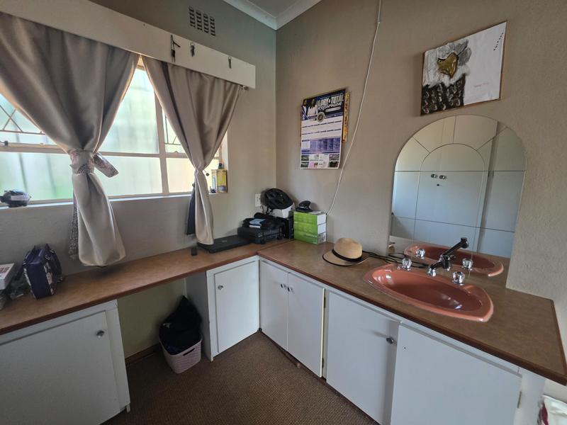 3 Bedroom Property for Sale in Freeway Park Gauteng