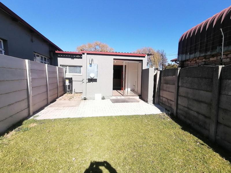 To Let 2 Bedroom Property for Rent in Brenthurst Gauteng