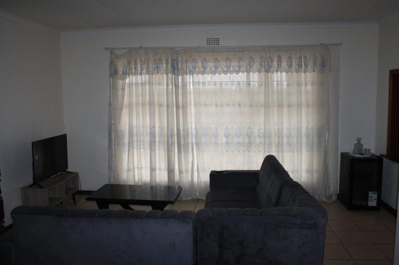 To Let 3 Bedroom Property for Rent in Birchleigh Gauteng