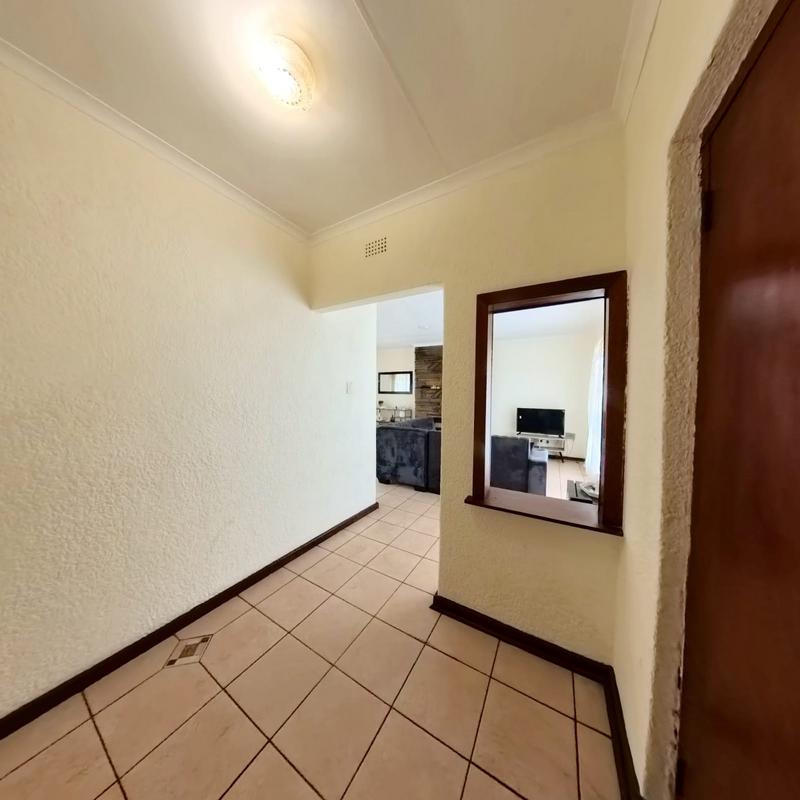 To Let 3 Bedroom Property for Rent in Birchleigh Gauteng