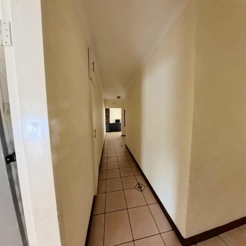 To Let 3 Bedroom Property for Rent in Birchleigh Gauteng