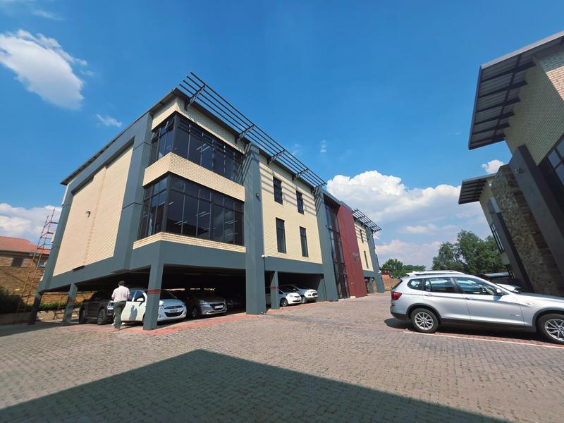 Commercial Property for Sale in Die Hoewes Gauteng