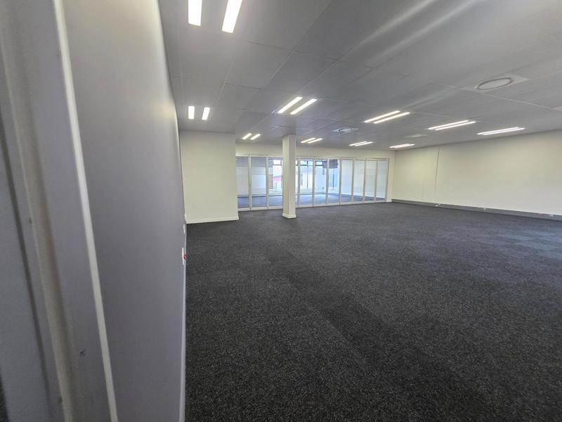 Commercial Property for Sale in Die Hoewes Gauteng