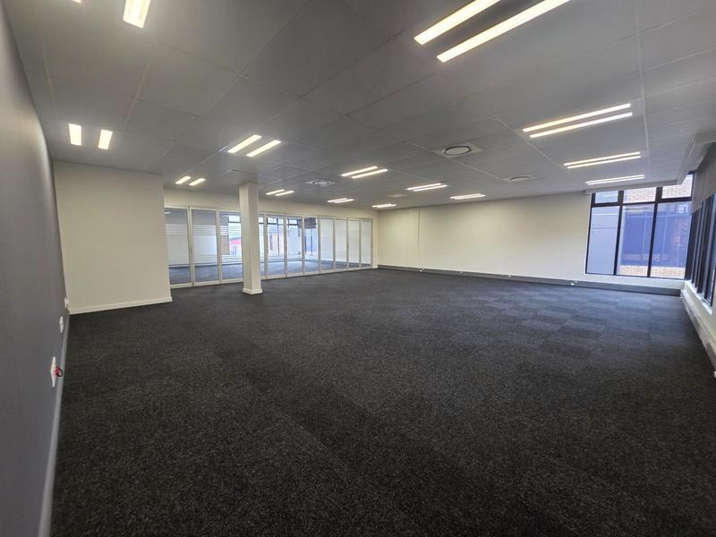 Commercial Property for Sale in Die Hoewes Gauteng