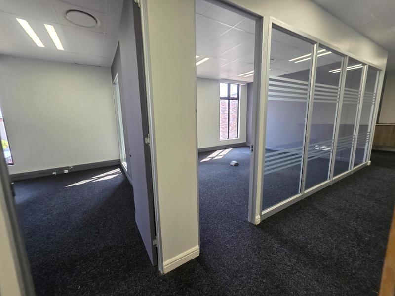 Commercial Property for Sale in Die Hoewes Gauteng