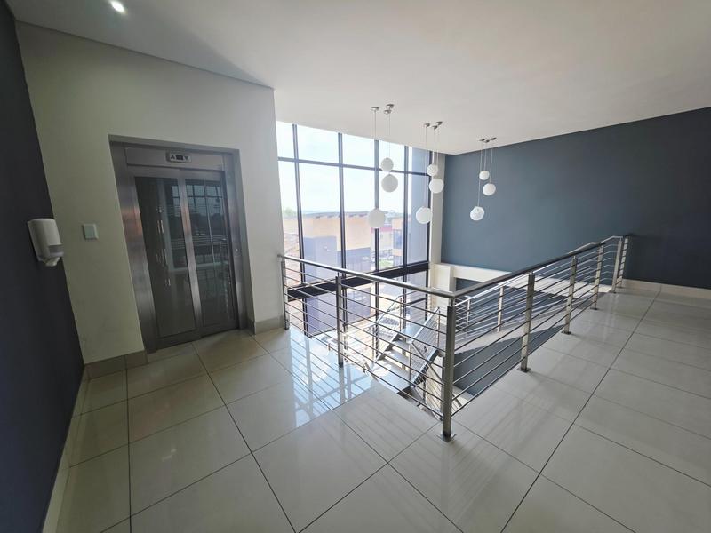 Commercial Property for Sale in Die Hoewes Gauteng