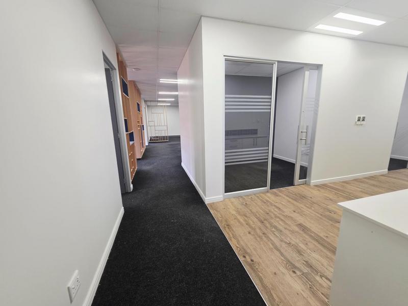 Commercial Property for Sale in Die Hoewes Gauteng