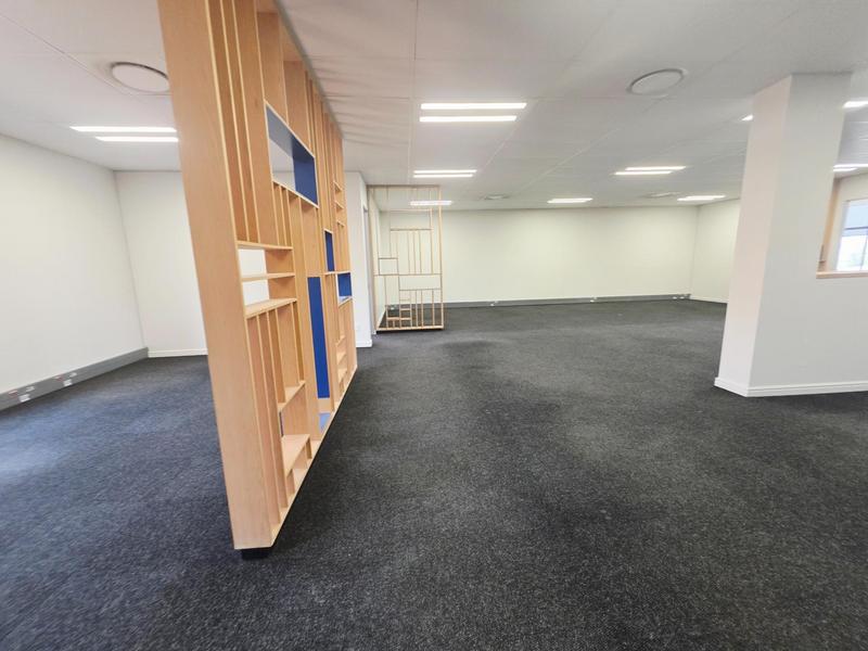 Commercial Property for Sale in Die Hoewes Gauteng