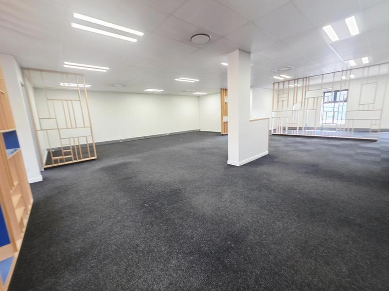 Commercial Property for Sale in Die Hoewes Gauteng