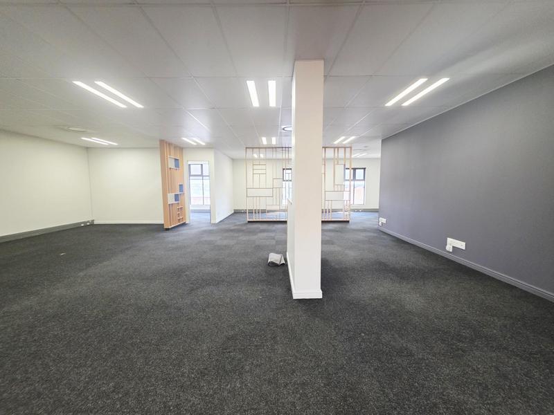 Commercial Property for Sale in Die Hoewes Gauteng