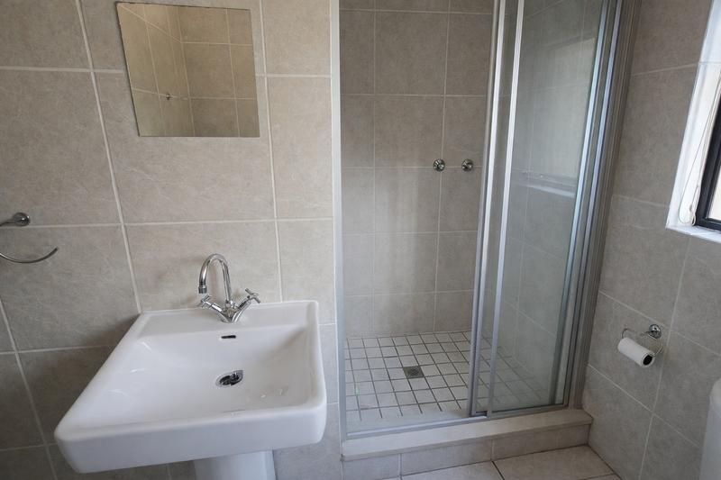 2 Bedroom Property for Sale in Sunninghill Gauteng