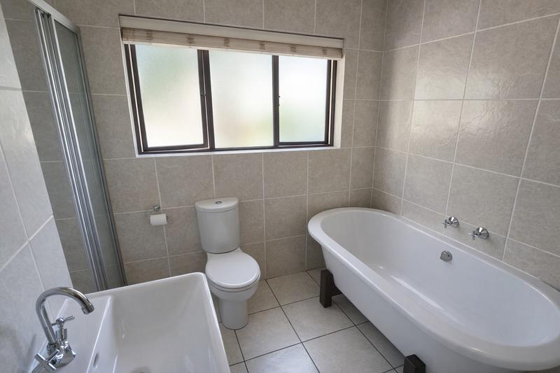 2 Bedroom Property for Sale in Sunninghill Gauteng