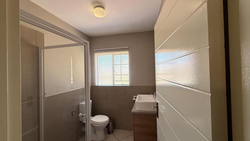 3 Bedroom Property for Sale in Monavoni Gauteng