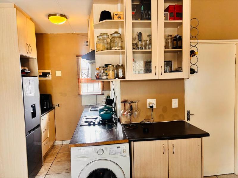 2 Bedroom Property for Sale in Fleurhof Gauteng