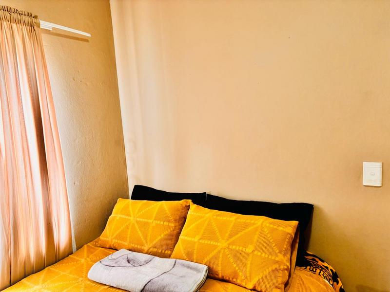 2 Bedroom Property for Sale in Fleurhof Gauteng