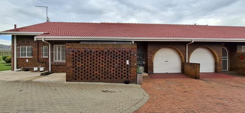 3 Bedroom Property for Sale in Rustivia Gauteng