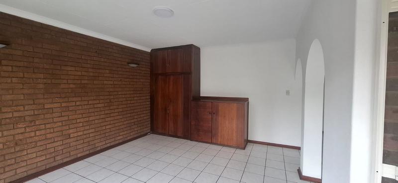3 Bedroom Property for Sale in Rustivia Gauteng