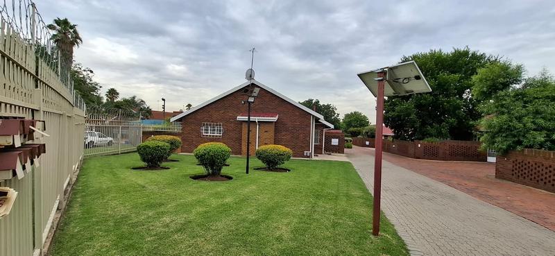 3 Bedroom Property for Sale in Rustivia Gauteng