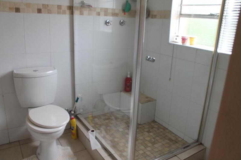 5 Bedroom Property for Sale in Eden Glen Gauteng