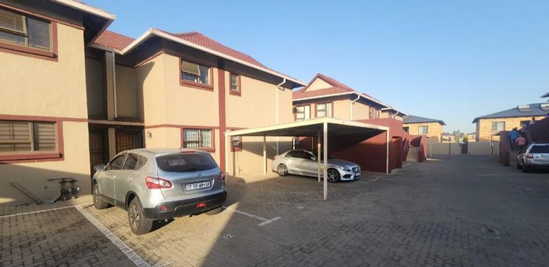 3 Bedroom Property for Sale in New Market Gauteng