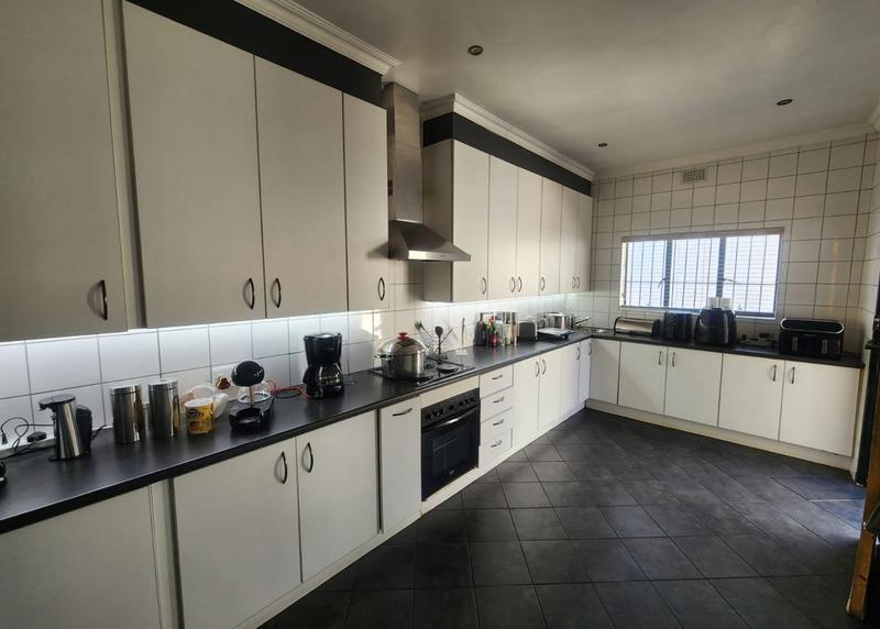 4 Bedroom Property for Sale in Lambton Gauteng