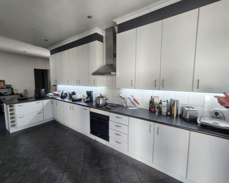 4 Bedroom Property for Sale in Lambton Gauteng