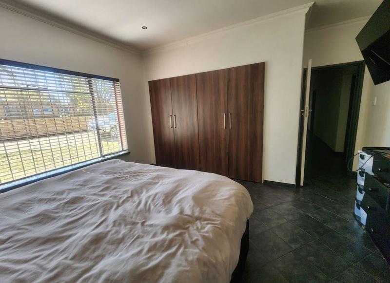4 Bedroom Property for Sale in Lambton Gauteng