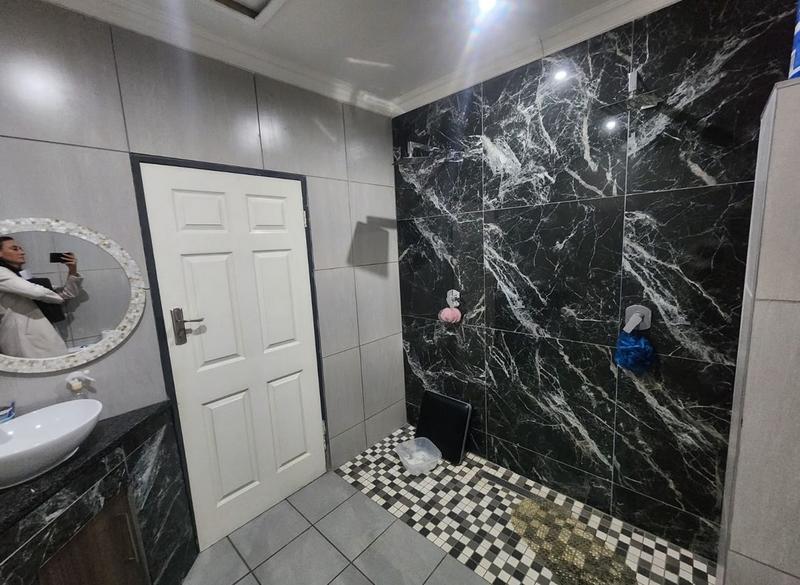 4 Bedroom Property for Sale in Lambton Gauteng