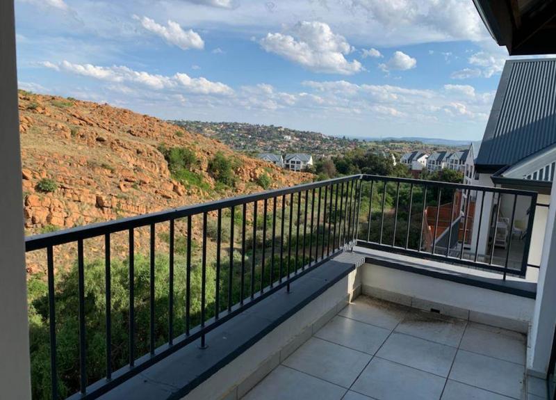 1 Bedroom Property for Sale in Oakdene Gauteng
