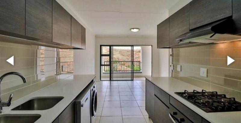 1 Bedroom Property for Sale in Oakdene Gauteng