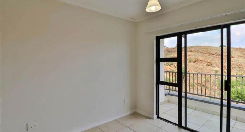 1 Bedroom Property for Sale in Oakdene Gauteng