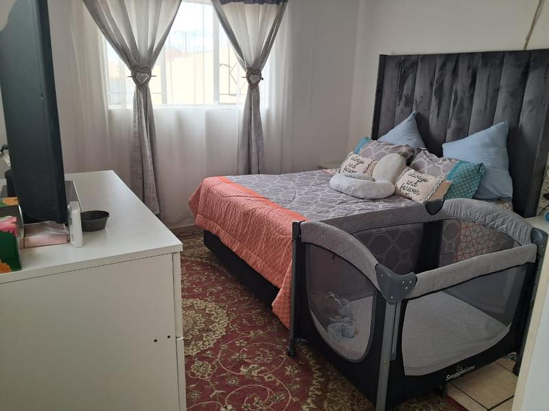 1 Bedroom Property for Sale in South Hills Gauteng
