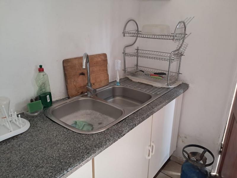 1 Bedroom Property for Sale in South Hills Gauteng