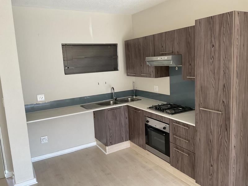 2 Bedroom Property for Sale in Broadacres Gauteng