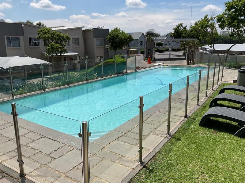 2 Bedroom Property for Sale in Broadacres Gauteng