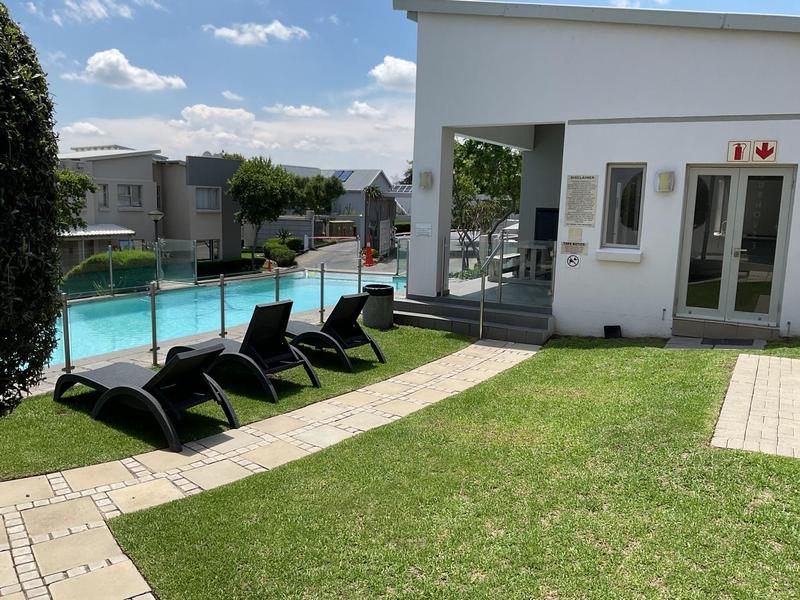 2 Bedroom Property for Sale in Broadacres Gauteng