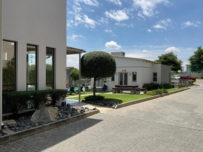 2 Bedroom Property for Sale in Broadacres Gauteng