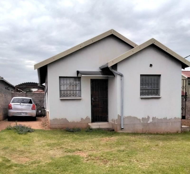 2 Bedroom Property for Sale in Fleurhof Gauteng