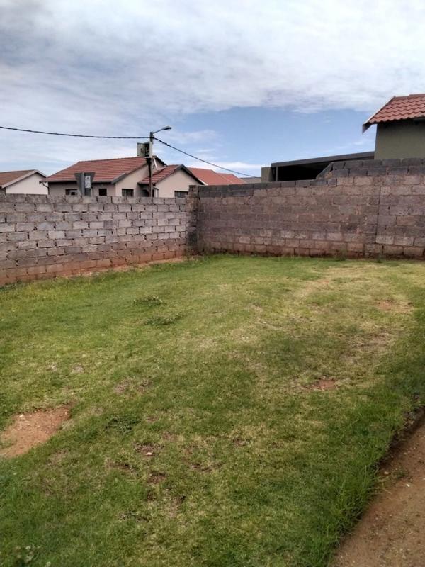 2 Bedroom Property for Sale in Fleurhof Gauteng