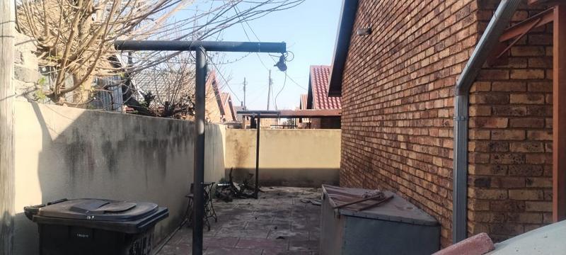3 Bedroom Property for Sale in Kagiso Gauteng