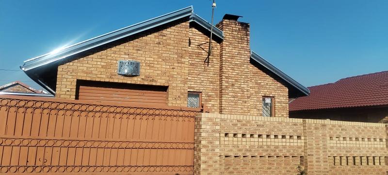 3 Bedroom Property for Sale in Kagiso Gauteng
