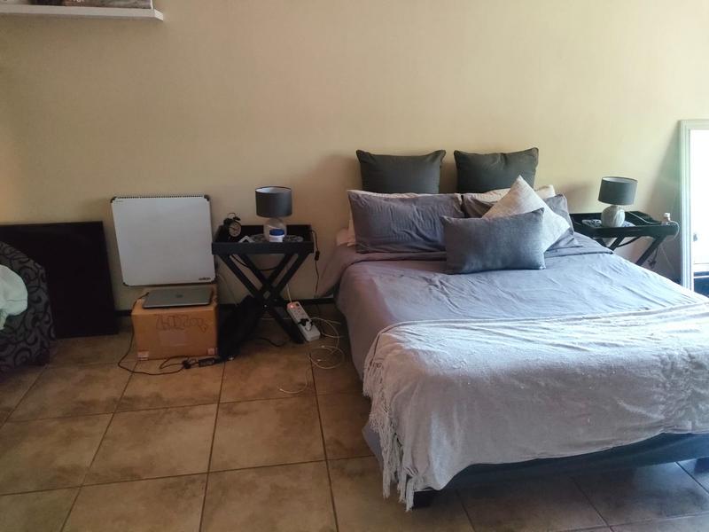 8 Bedroom Property for Sale in Glen Marais Gauteng