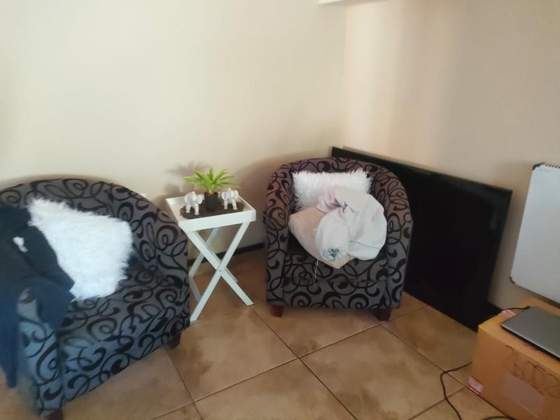 8 Bedroom Property for Sale in Glen Marais Gauteng