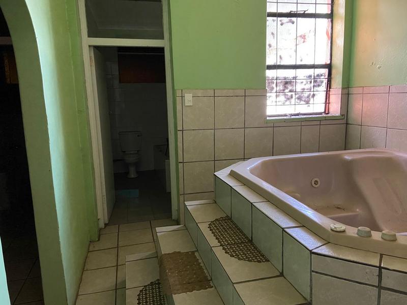 Commercial Property for Sale in Strubenvale Gauteng