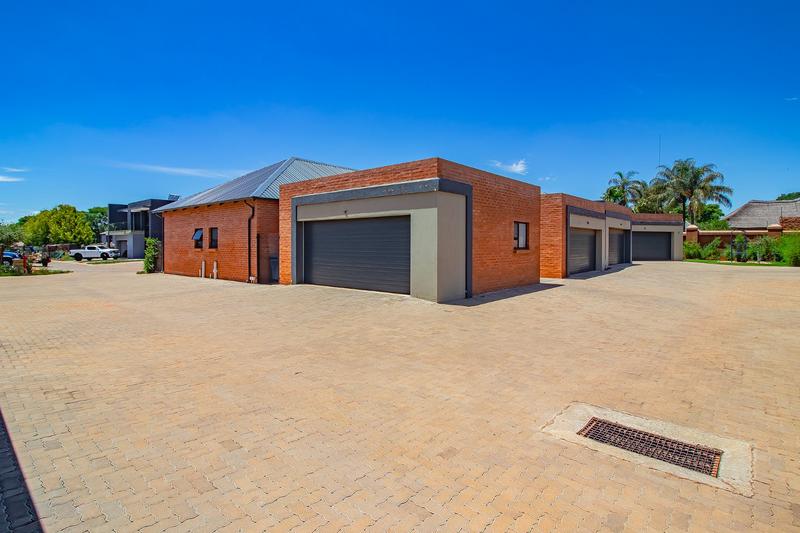 2 Bedroom Property for Sale in Annlin Gauteng